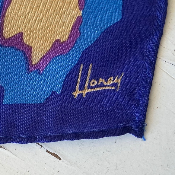 Vintage Honey brand colorful 100% Silk Art Deco scarf 31” x 31” - Picture 2 of 5